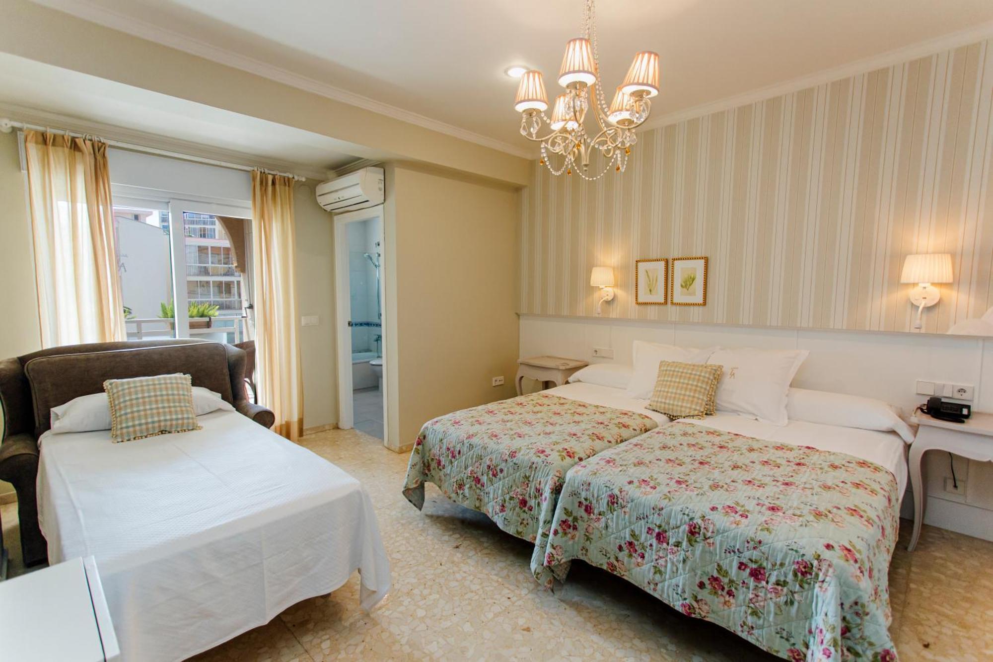Hotel Los Angeles デニア 部屋 写真